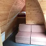 V Hluboke A Department Glamp 4*