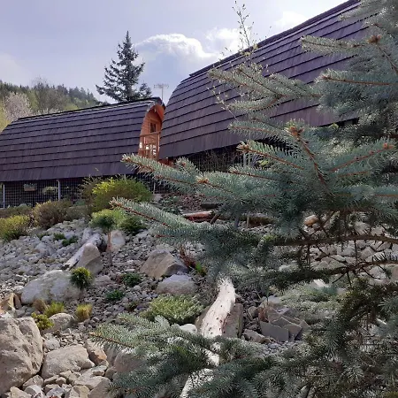 Penzion V Hluboké A Department Glamp Vsetín